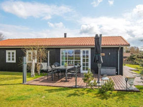 Luxurious Holiday Home in Grenaa with Sauna Grenå